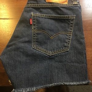 Levi Jorts 31 waist